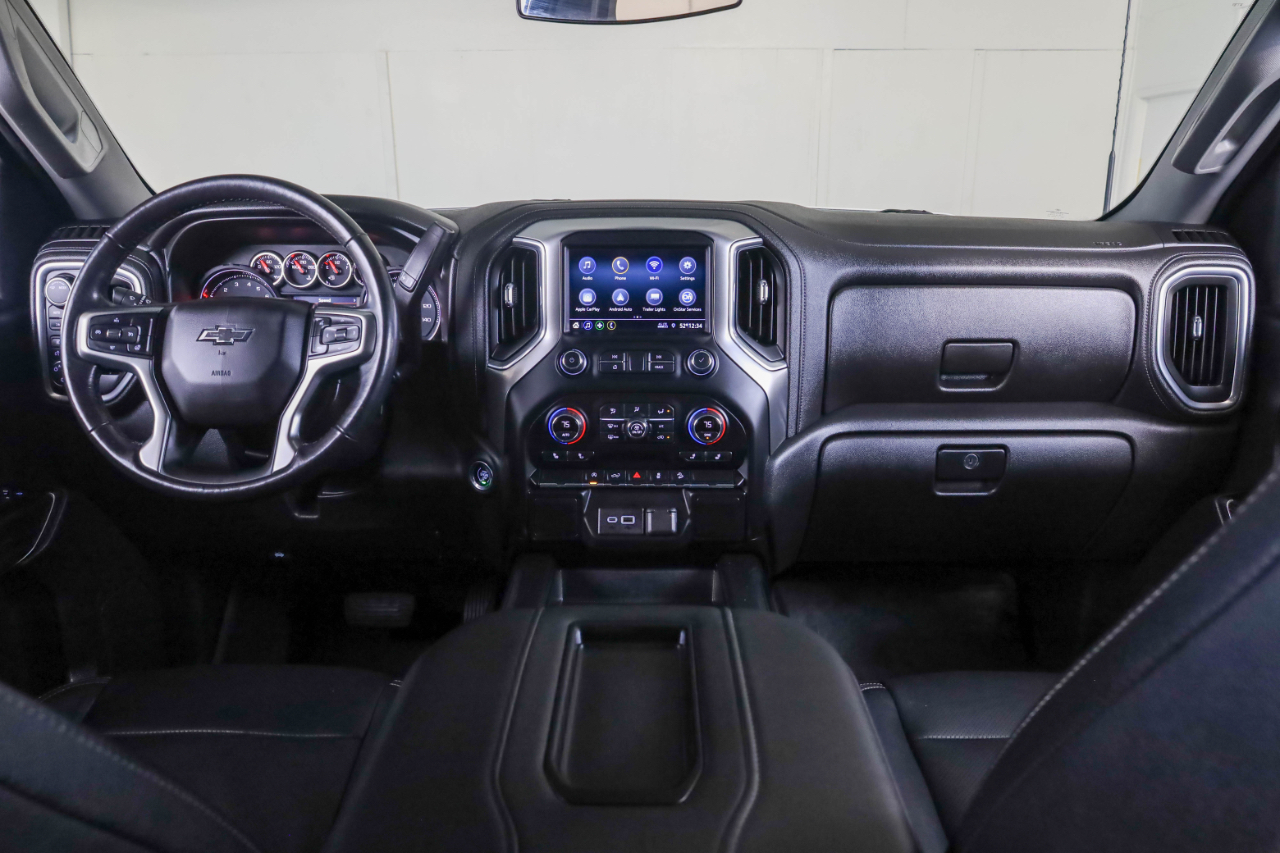 Chevrolet Silverado 1500 4WD Crew Cab 147" RST 2020