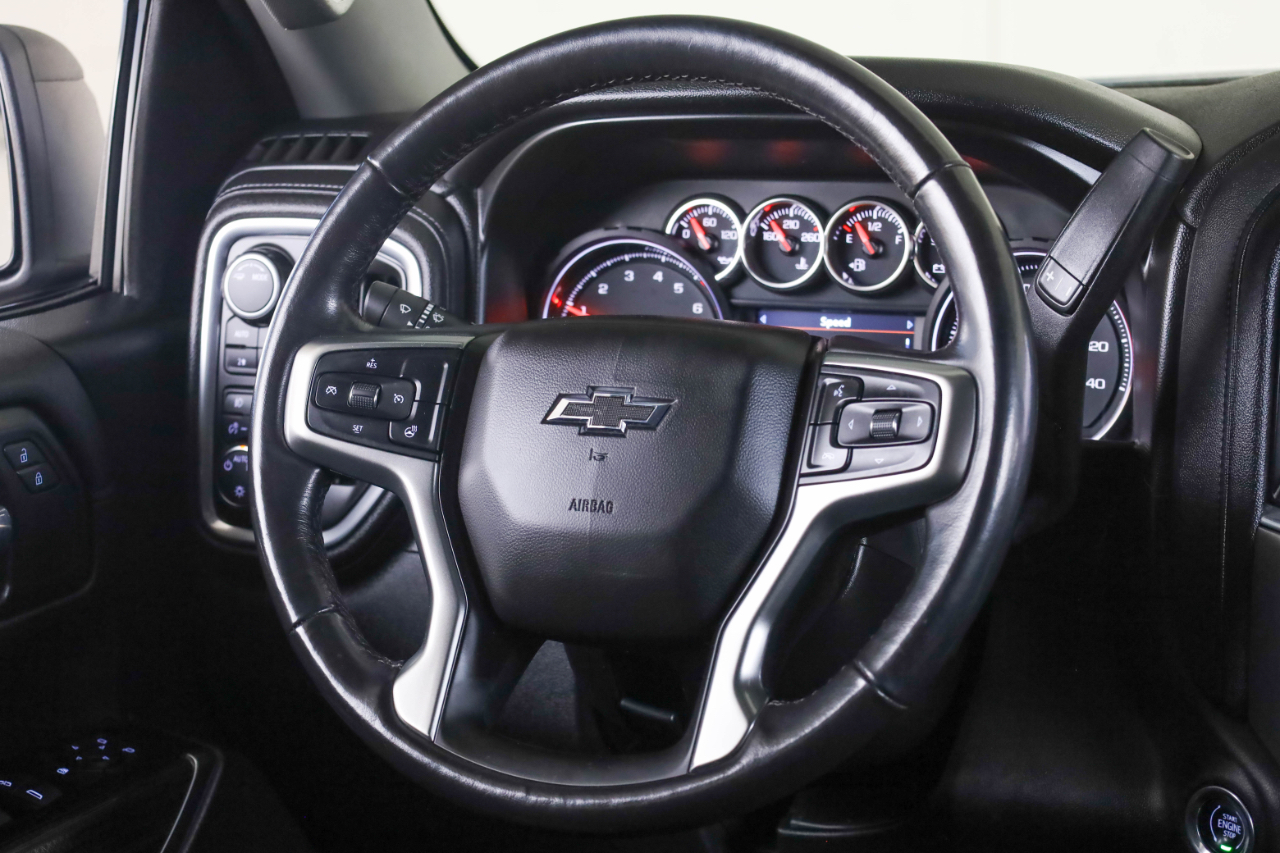 Chevrolet Silverado 1500 4WD Crew Cab 147" RST 2020