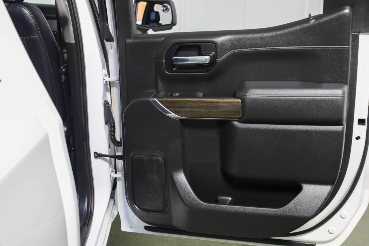 Chevrolet Silverado 1500 4WD Crew Cab 147" RST 2020