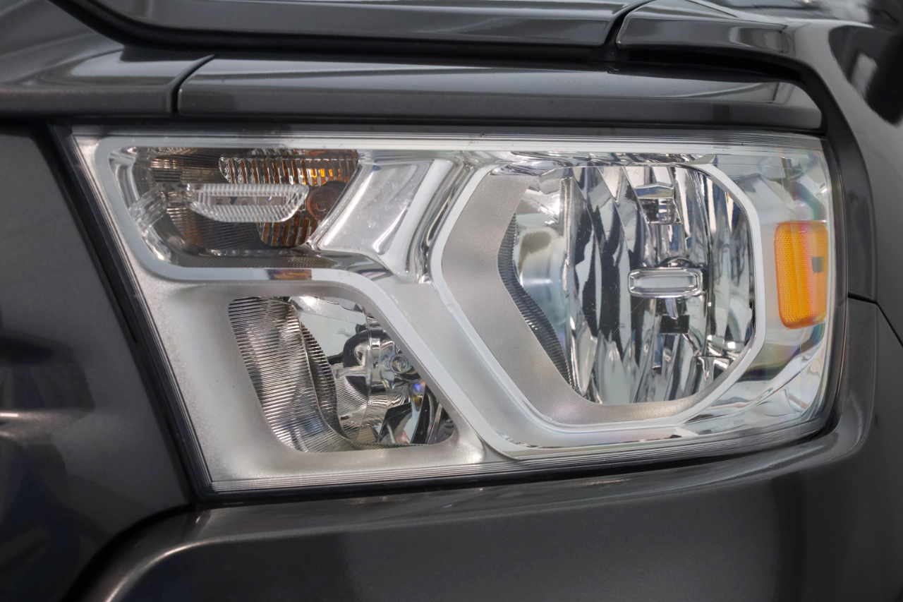 RAM 1500 Lone Star 4x4 Crew Cab 5'7" Box 2020