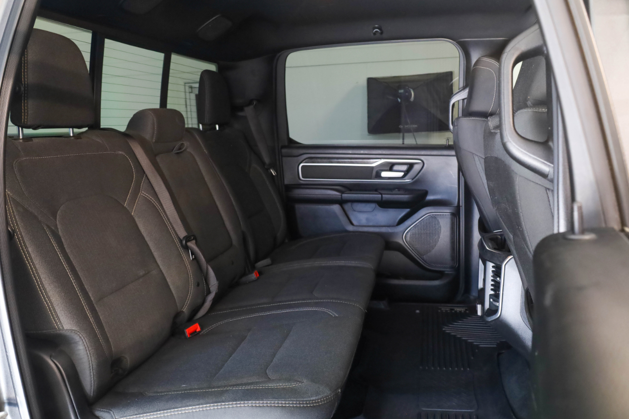 RAM 1500 Lone Star 4x4 Crew Cab 5'7" Box 2020