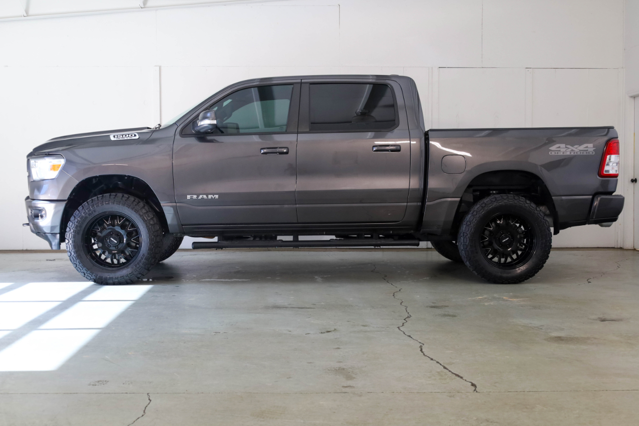 RAM 1500 Lone Star 4x4 Crew Cab 5'7" Box 2020