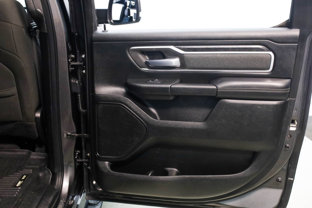 RAM 1500 Lone Star 4x4 Crew Cab 5'7" Box 2020