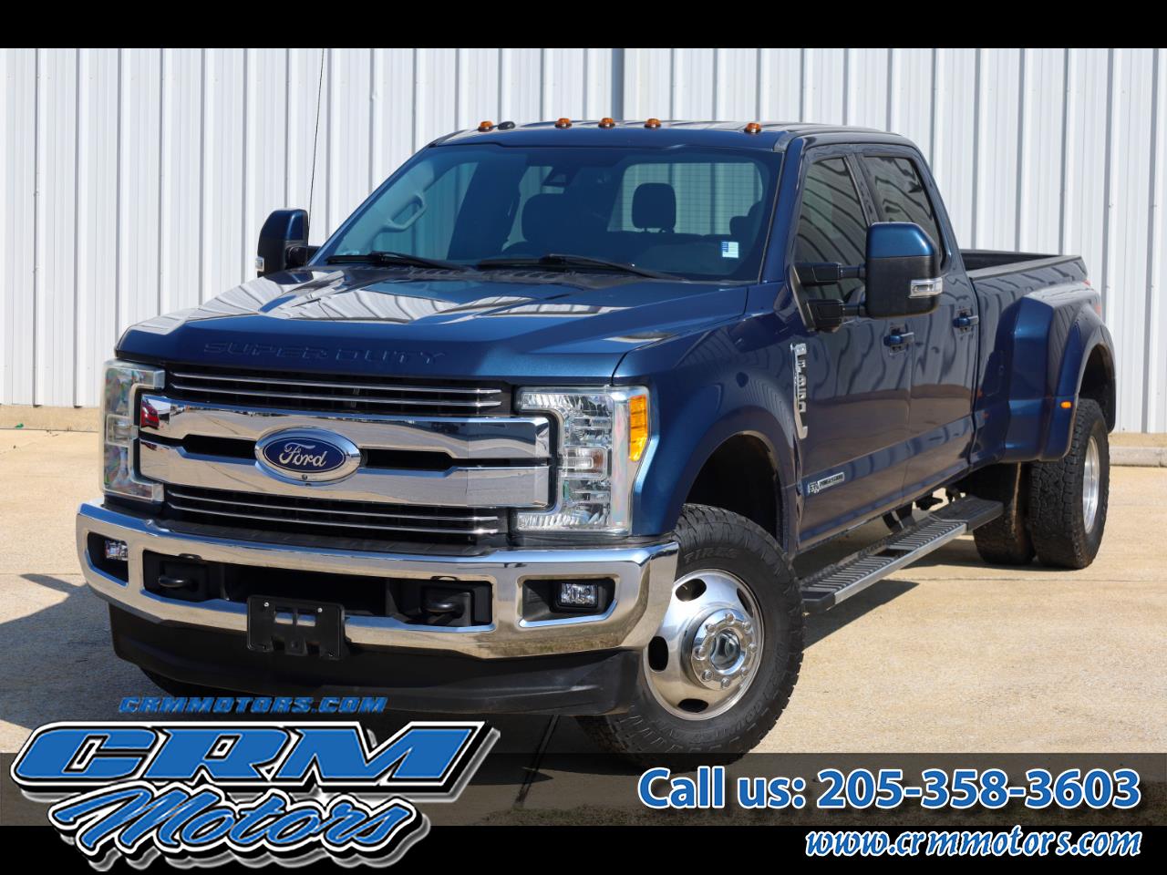2017 Ford Super Duty F-350 DRW Lariat 4WD Crew Cab 8' Box