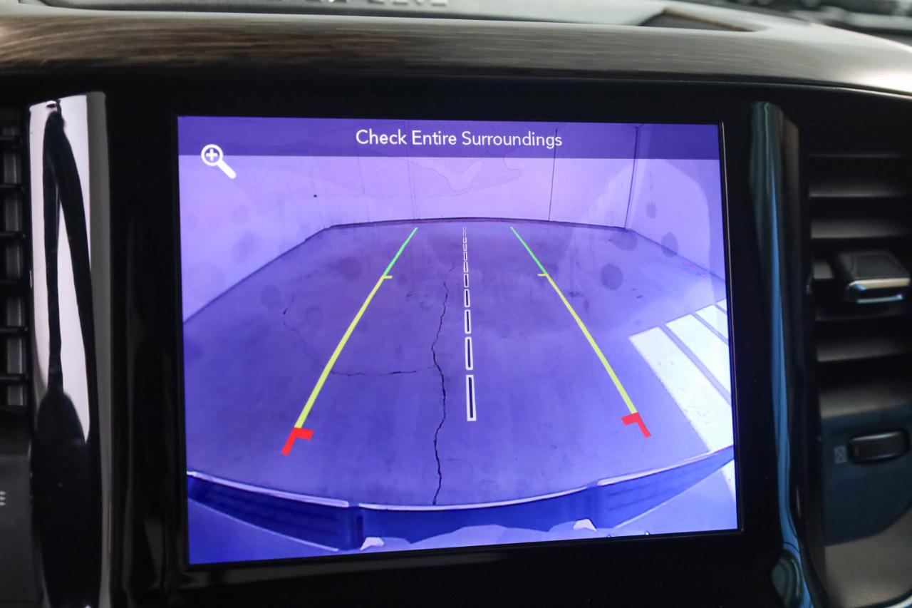 RAM 1500 Laramie 4x2 Crew Cab 5'7" Box 2019