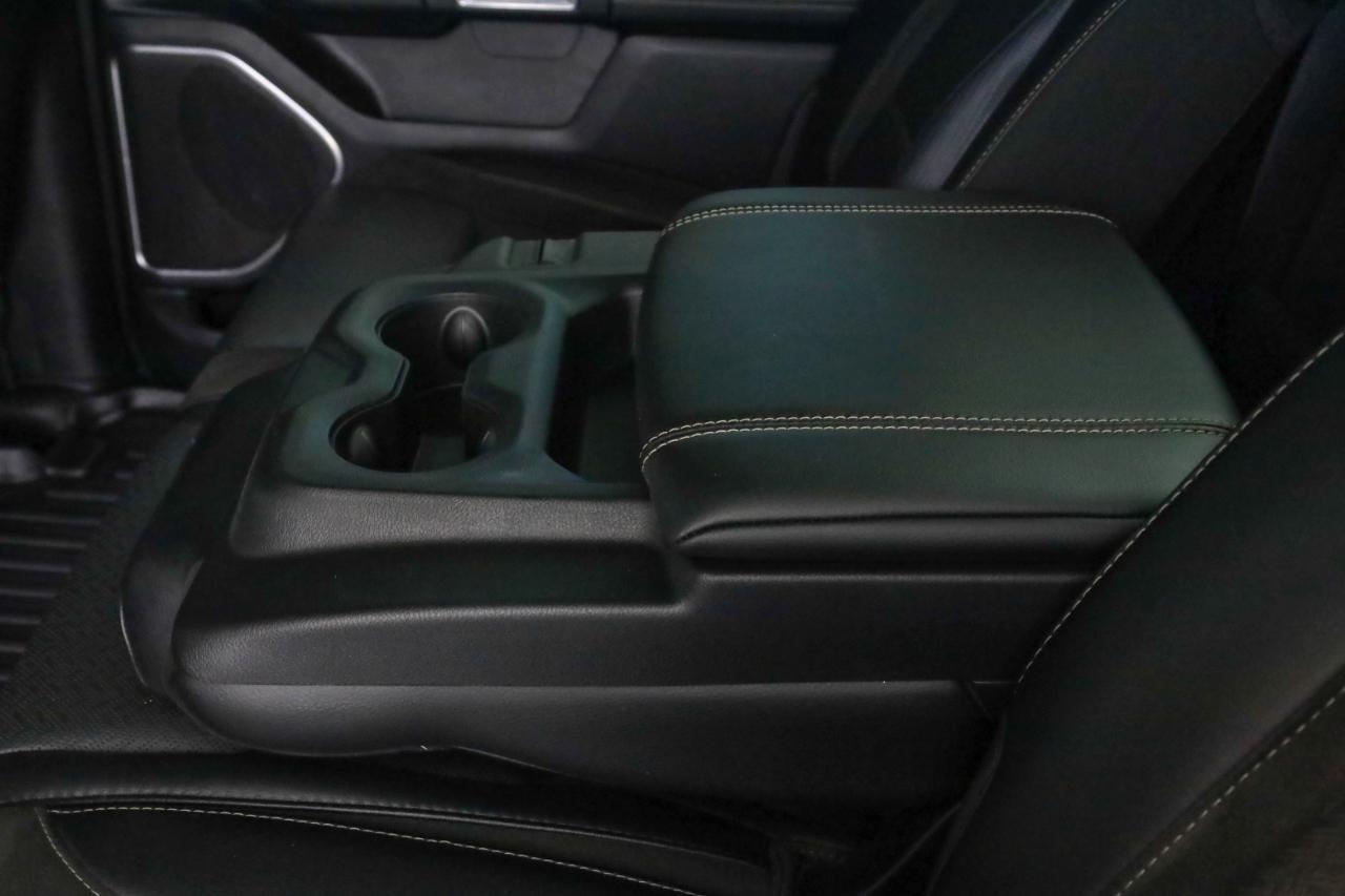 RAM 1500 Laramie 4x2 Crew Cab 5'7" Box 2019