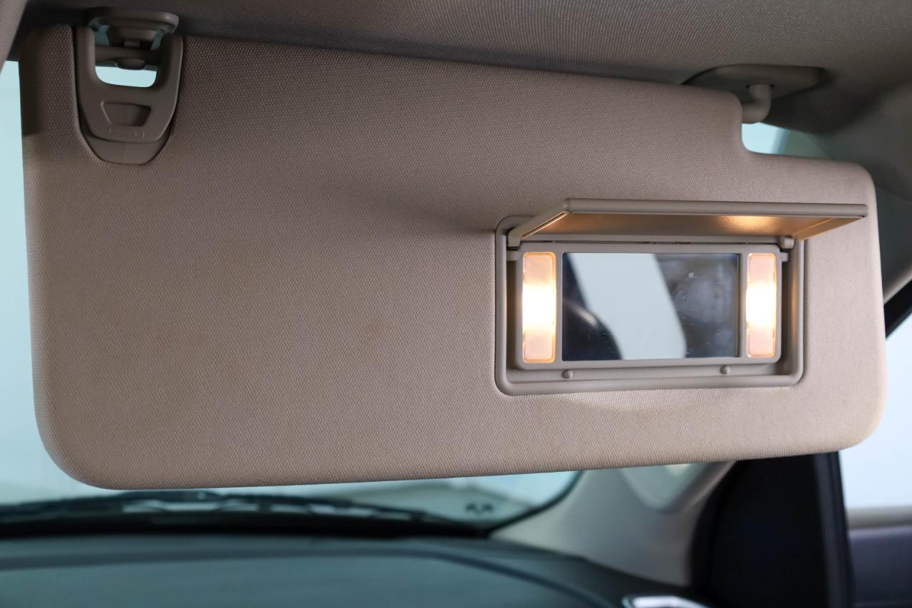 RAM 1500 Laramie 4x2 Crew Cab 5'7" Box 2019