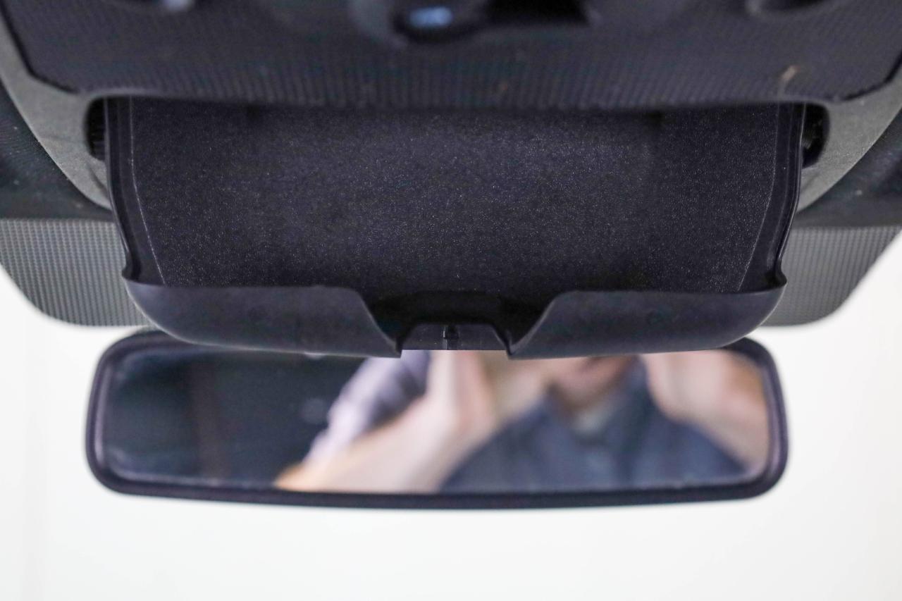 Ford Super Duty F-250 SRW Lariat 4WD Crew Cab 8' Box 2017