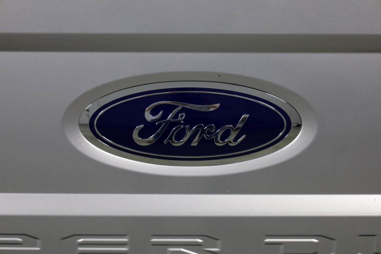 Ford Super Duty F-250 SRW XLT 4WD Crew Cab 6.75' Box 2018