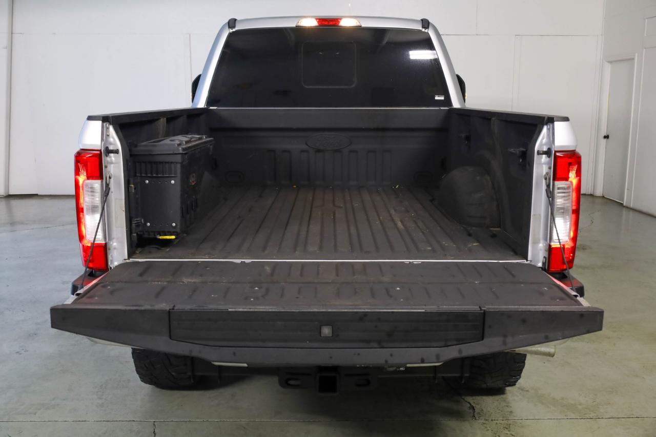 Ford Super Duty F-250 SRW XLT 4WD Crew Cab 6.75' Box 2018