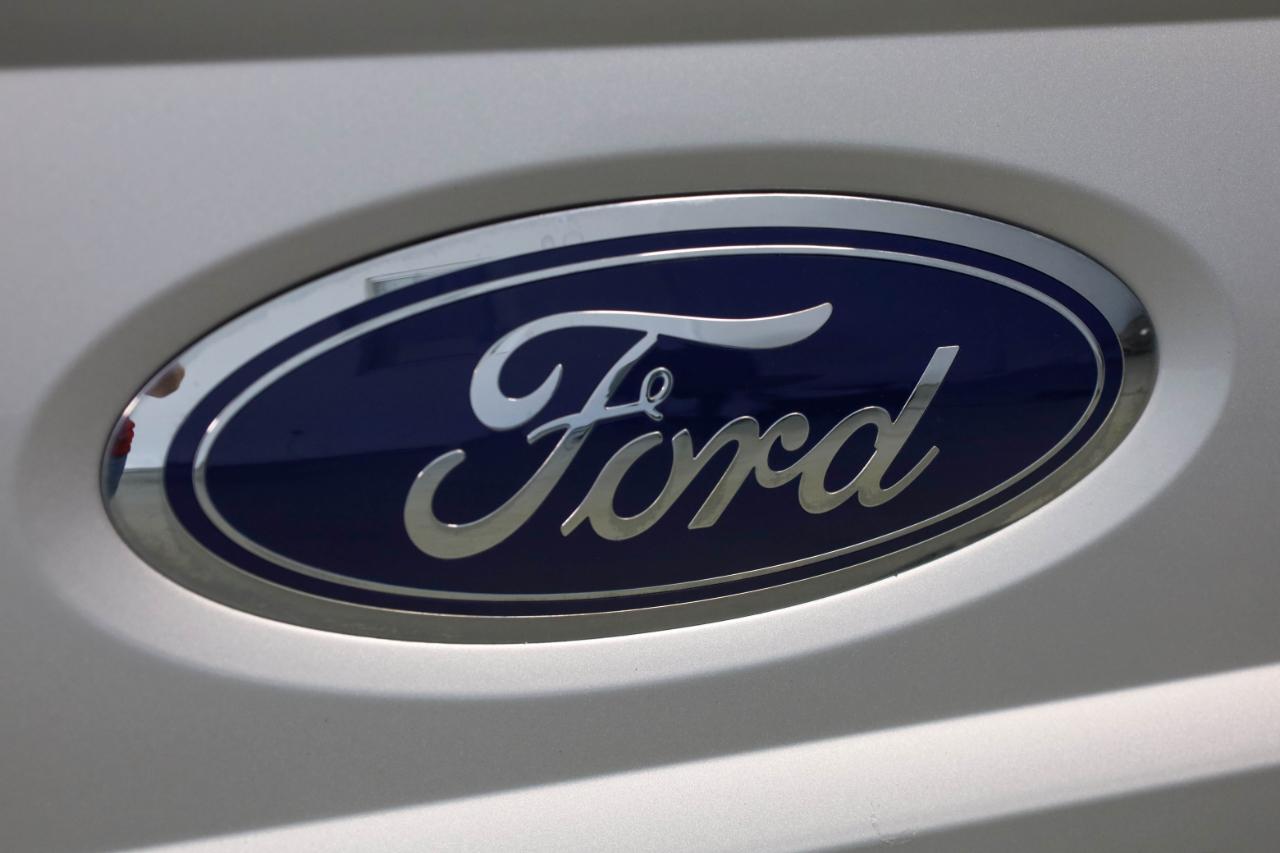 Ford Super Duty F-250 SRW XL 4WD Crew Cab 6.75' Box 2019