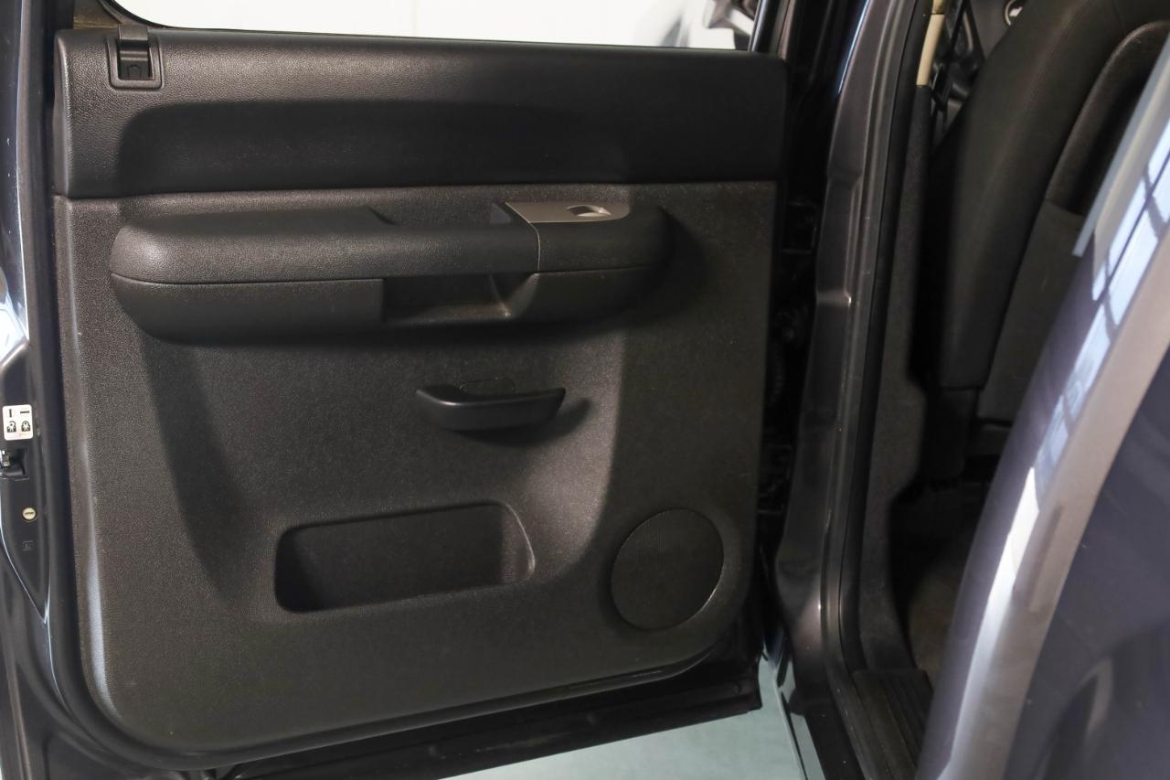 Chevrolet Silverado 1500 4WD Crew Cab 143.5" LS 2010