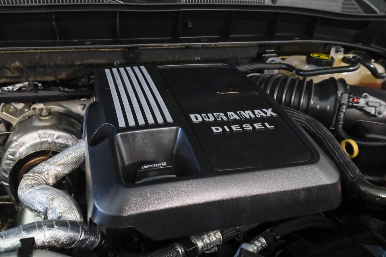 GMC Sierra 1500 4WD Crew Cab 147" AT4 2021