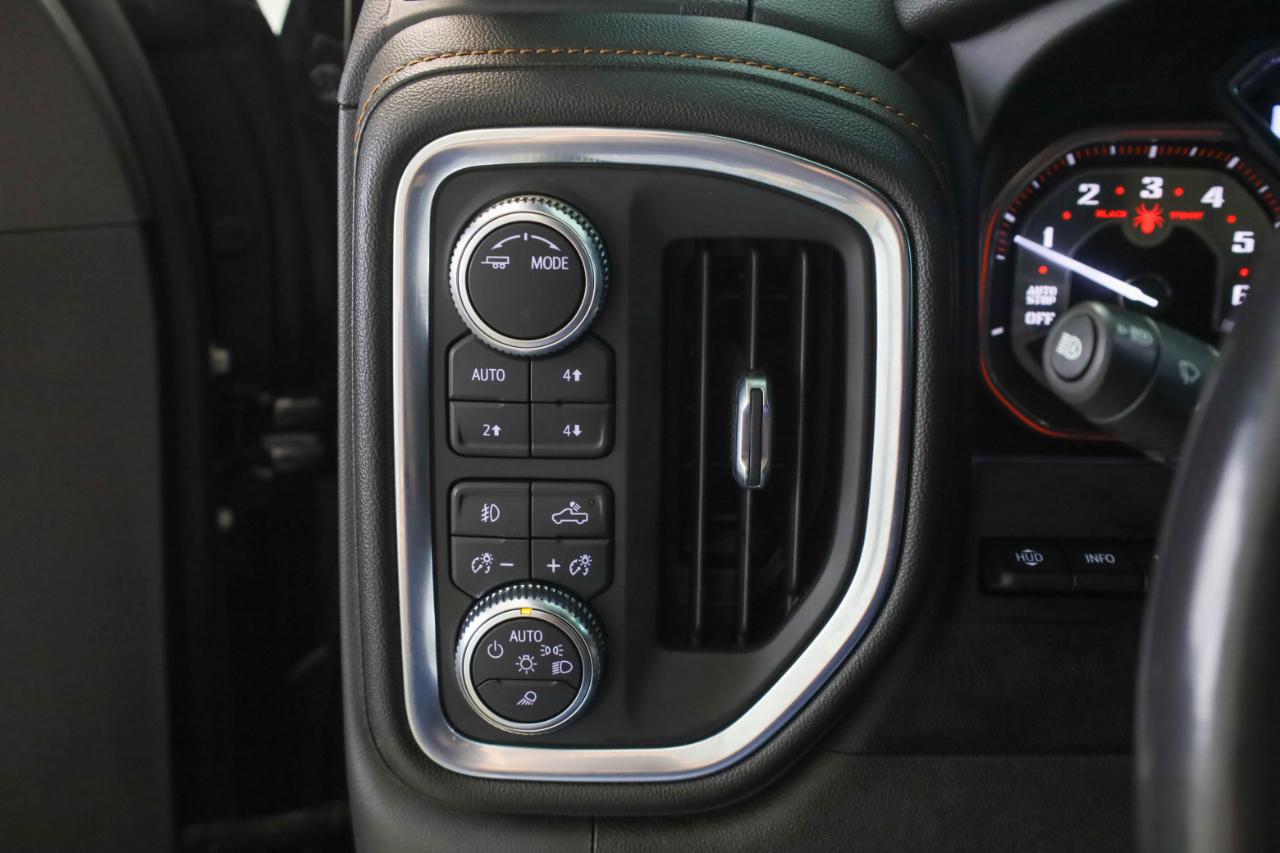 GMC Sierra 1500 4WD Crew Cab 147" AT4 2021