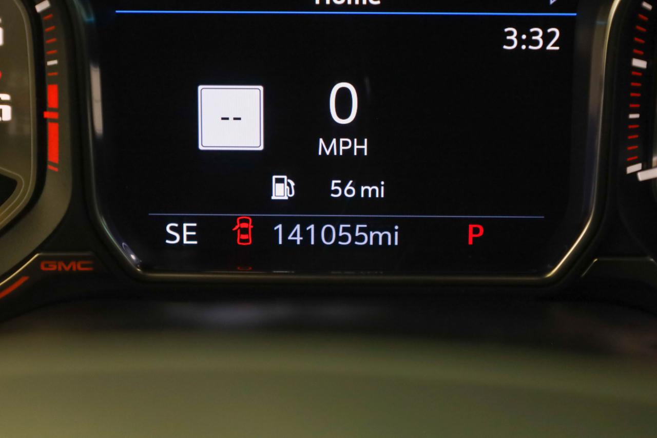 GMC Sierra 1500 4WD Crew Cab 147" AT4 2021