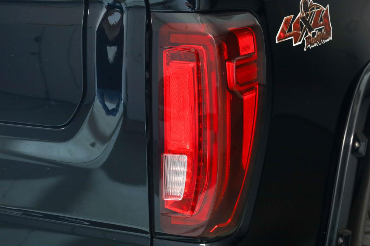 GMC Sierra 1500 4WD Crew Cab 147" AT4 2021