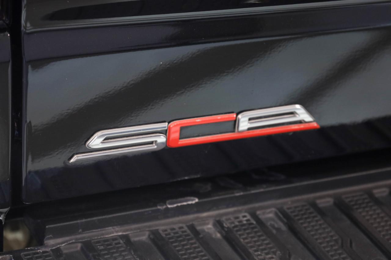 GMC Sierra 1500 4WD Crew Cab 147" AT4 2021