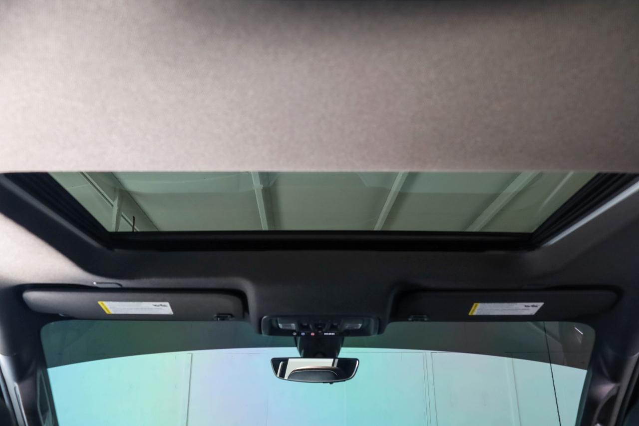 GMC Sierra 1500 4WD Crew Cab 147" AT4 2021