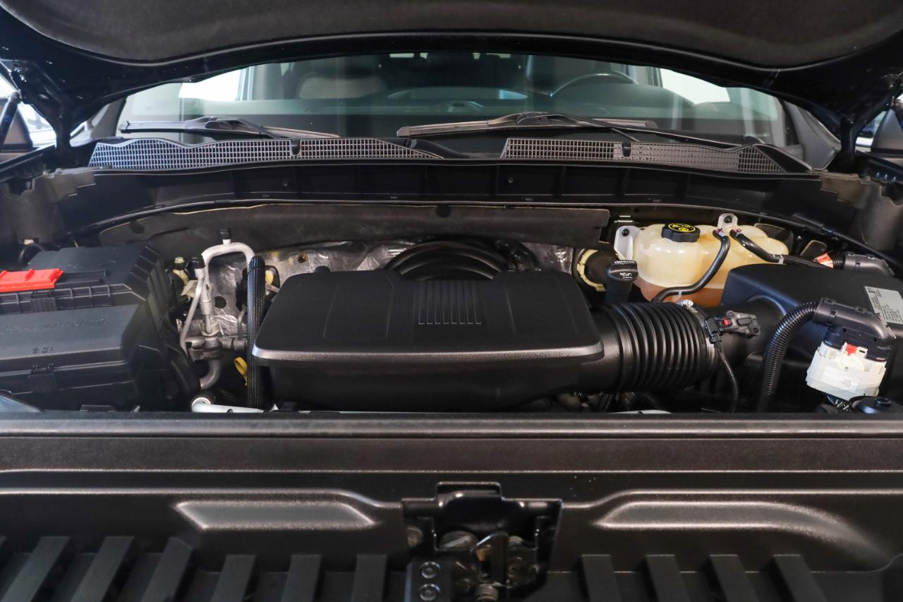 GMC Sierra 1500 4WD Crew Cab 147" Denali 2019