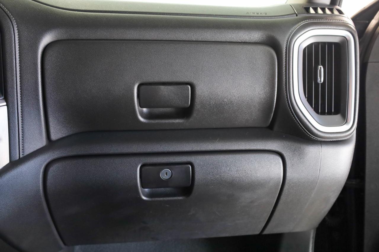 GMC Sierra 1500 4WD Crew Cab 147" Denali 2019