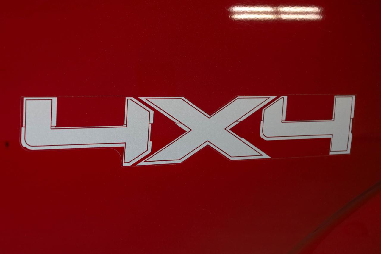 Ford F-150 4WD SuperCrew 145" Platinum 2013