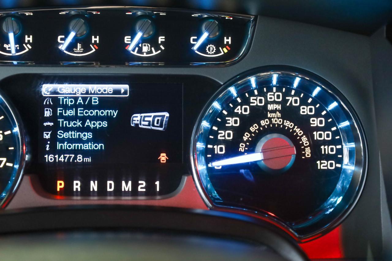 Ford F-150 4WD SuperCrew 145" Platinum 2013