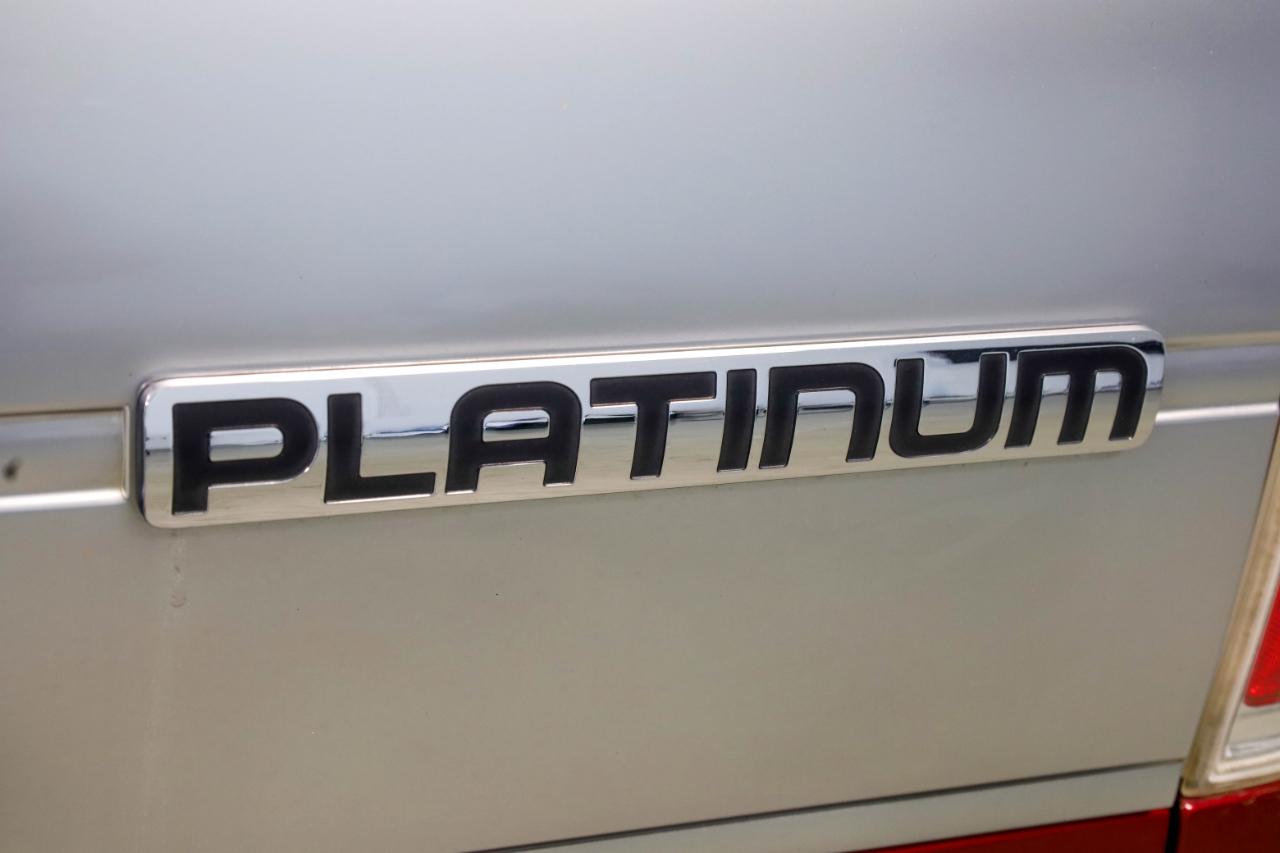 Ford F-150 4WD SuperCrew 145" Platinum 2013