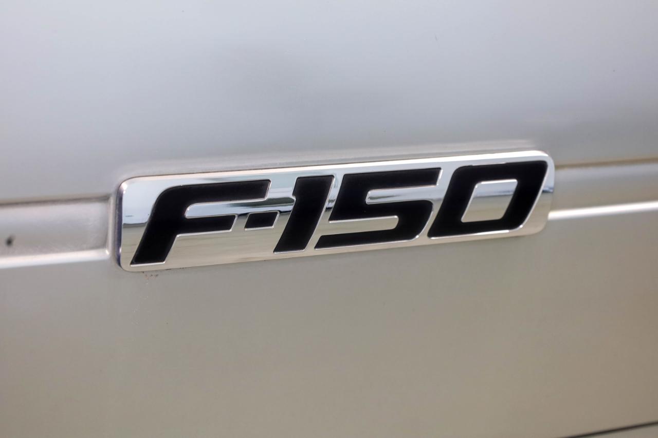 Ford F-150 4WD SuperCrew 145" Platinum 2013