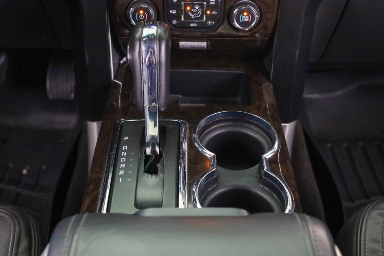 Ford F-150 4WD SuperCrew 145" Platinum 2013