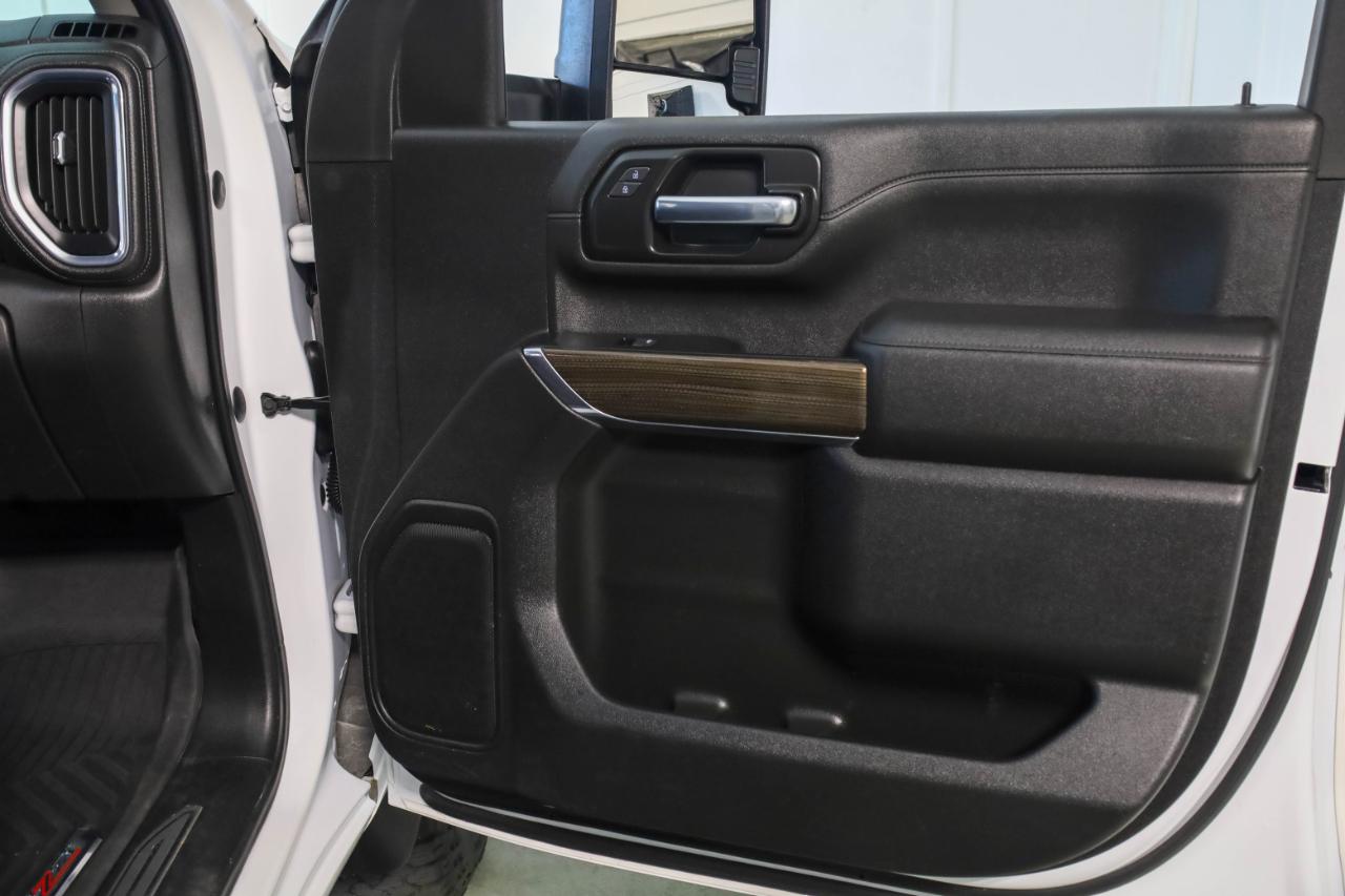 Chevrolet Silverado 2500HD 4WD Crew Cab 159" LT 2023