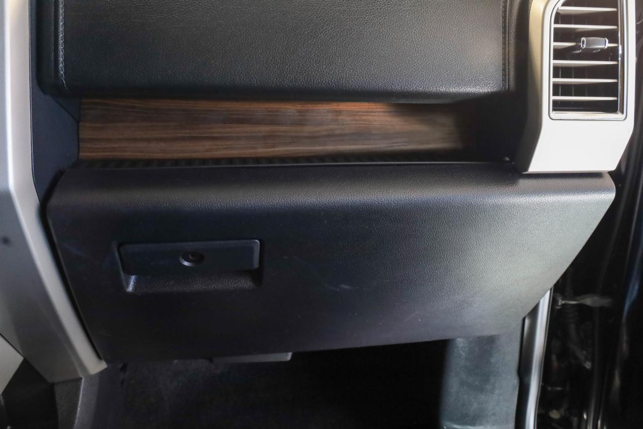 Ford F-150 4WD SuperCrew 157" Lariat 2016