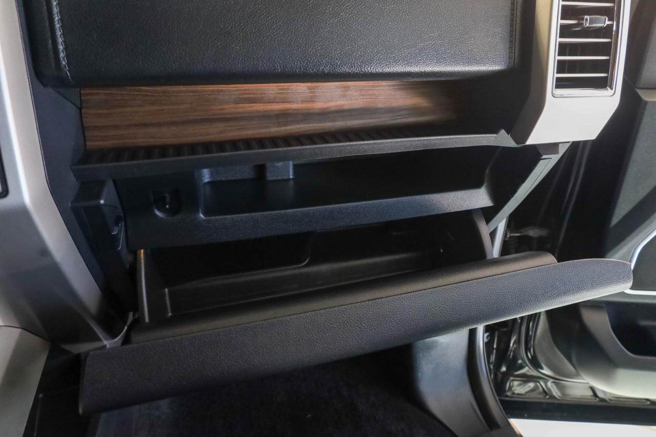 Ford F-150 4WD SuperCrew 157" Lariat 2016