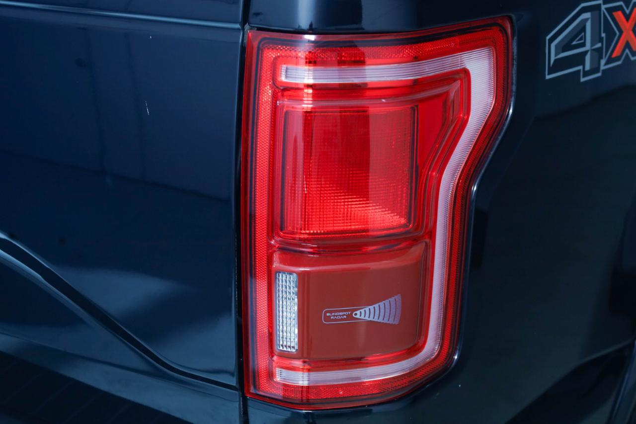 Ford F-150 4WD SuperCrew 157" Lariat 2016