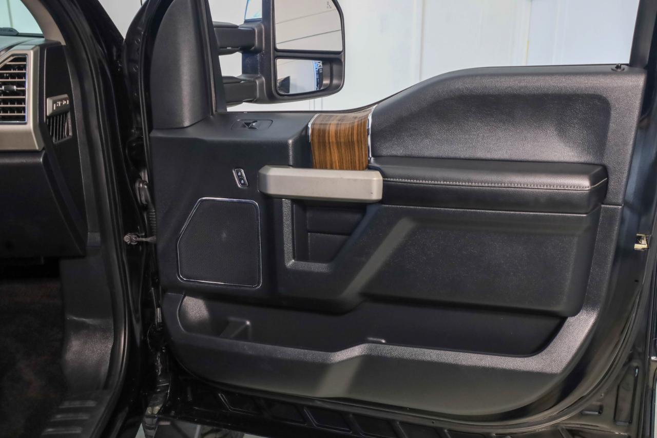 Ford F-150 4WD SuperCrew 157" Lariat 2016