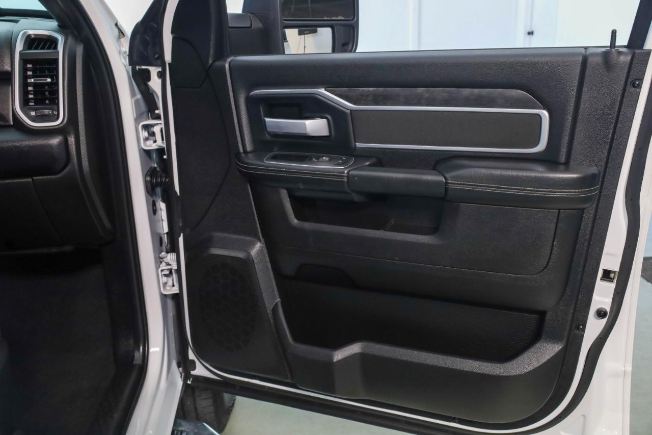 RAM 2500 Big Horn 4x4 Crew Cab 6'4" Box 2024