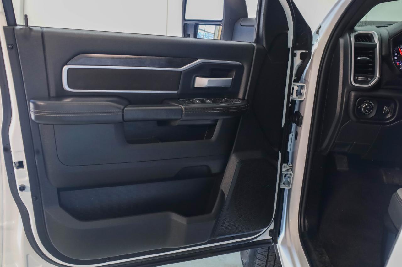 RAM 2500 Big Horn 4x4 Crew Cab 6'4" Box 2024
