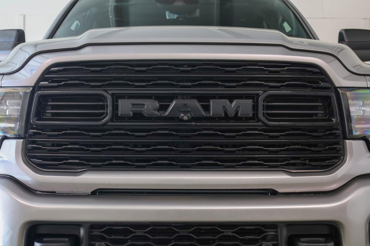 RAM 2500 Limited 4x4 Mega Cab 6'4" Box 2022