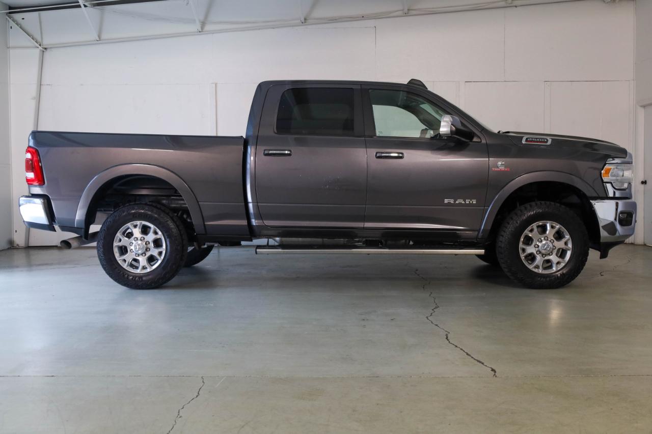 RAM 2500 Laramie 4x4 Crew Cab 6'4" Box 2020