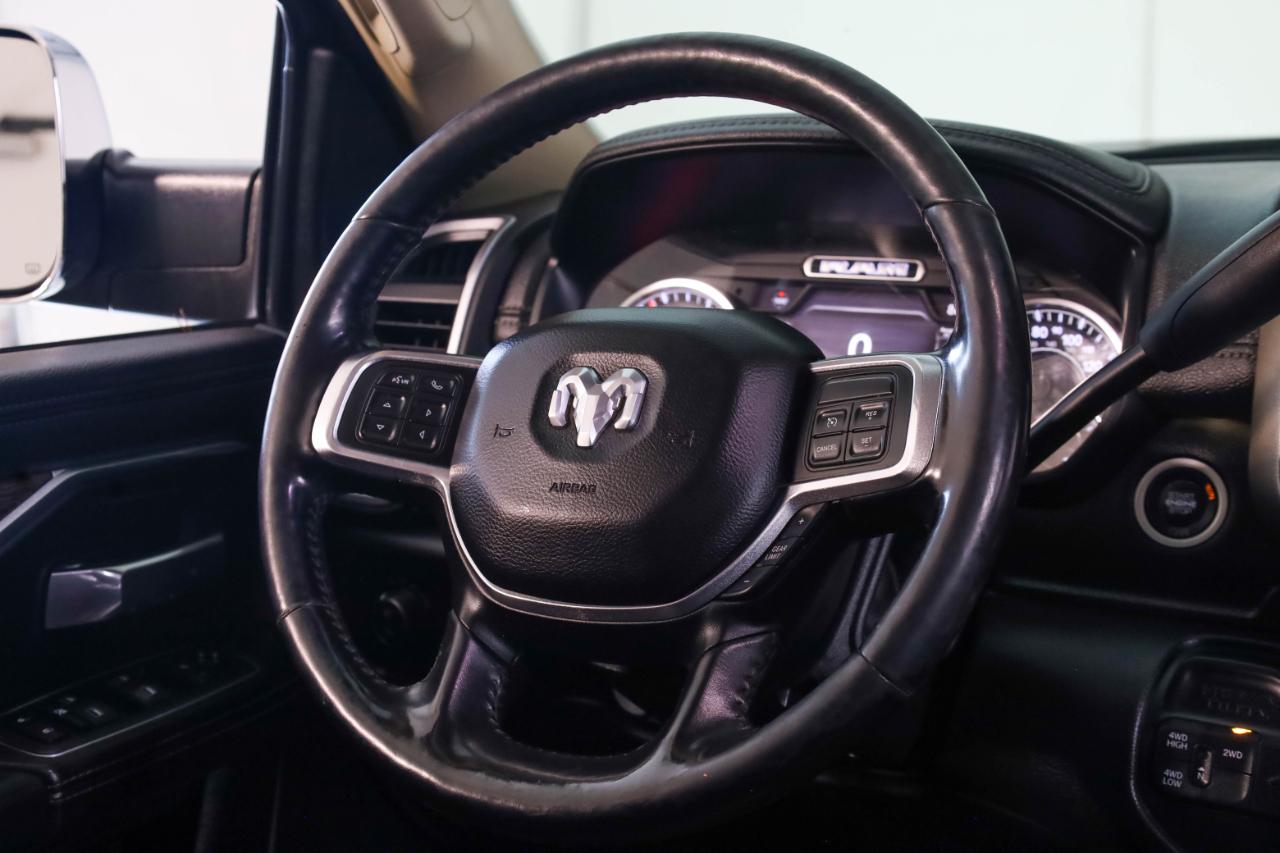 RAM 2500 Laramie 4x4 Crew Cab 6'4" Box 2020