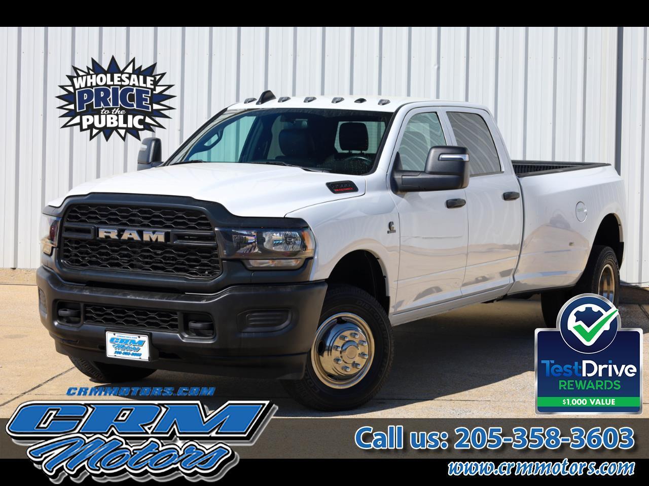 2023 RAM 3500 Tradesman 4x4 Crew Cab 8' Box