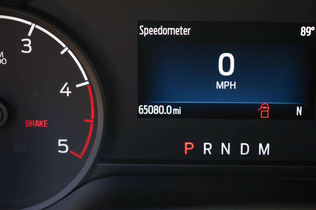 Ford Super Duty F-350 DRW Crew Cab 176" WB XLT 4WD 2025