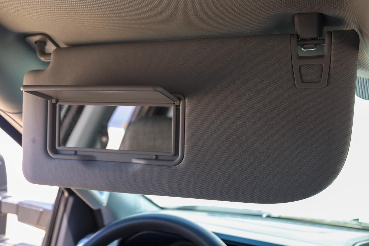 Ford Super Duty F-350 DRW Crew Cab 176" WB XLT 4WD 2025