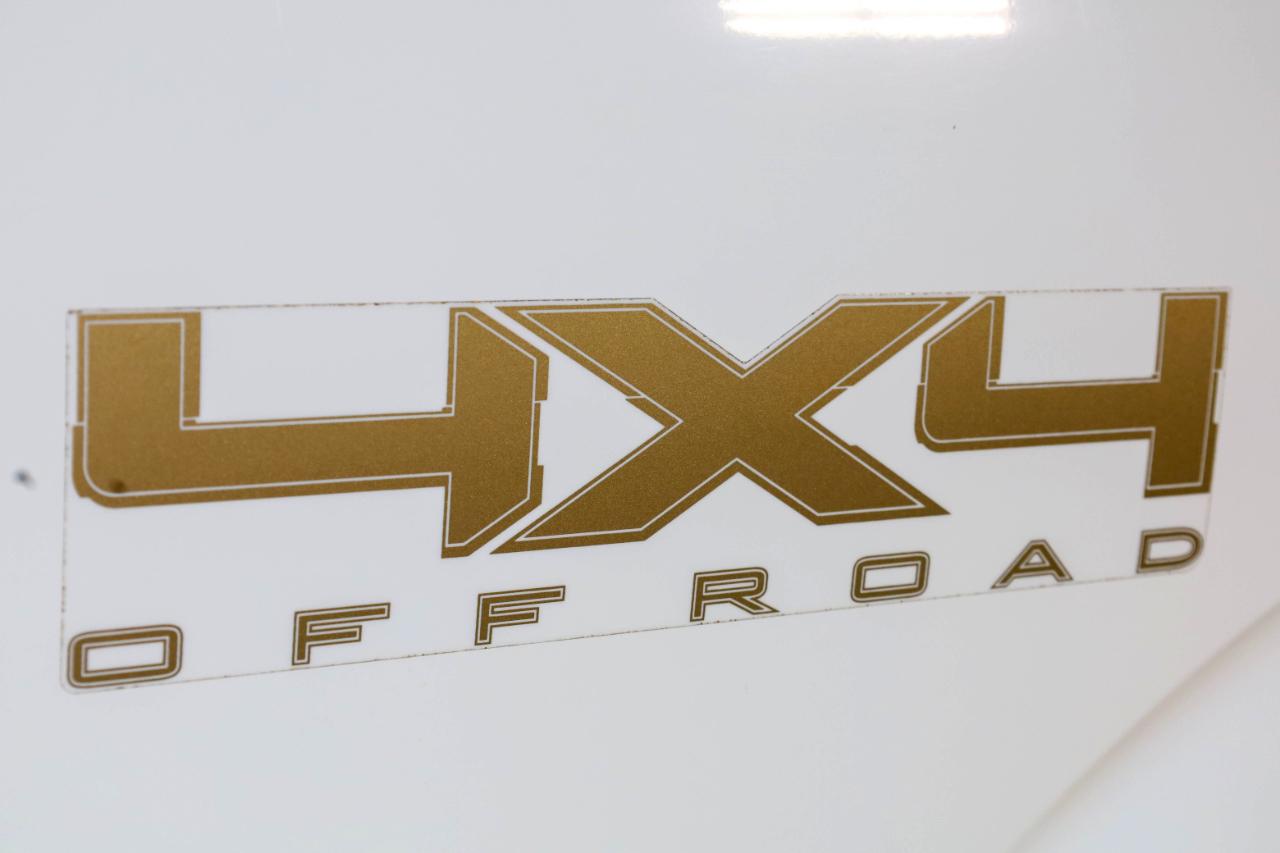 Ford F-150 4WD SuperCrew 145" XL 2012