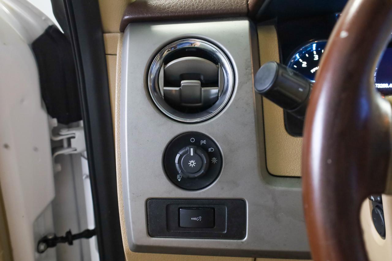 Ford F-150 4WD SuperCrew 145" XL 2012
