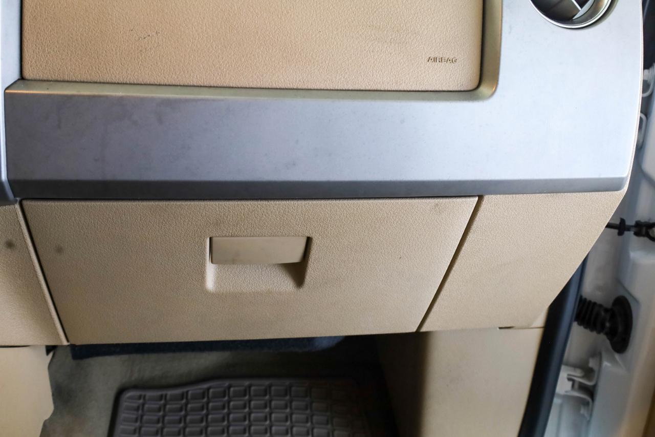 Ford F-150 4WD SuperCrew 145" XL 2012