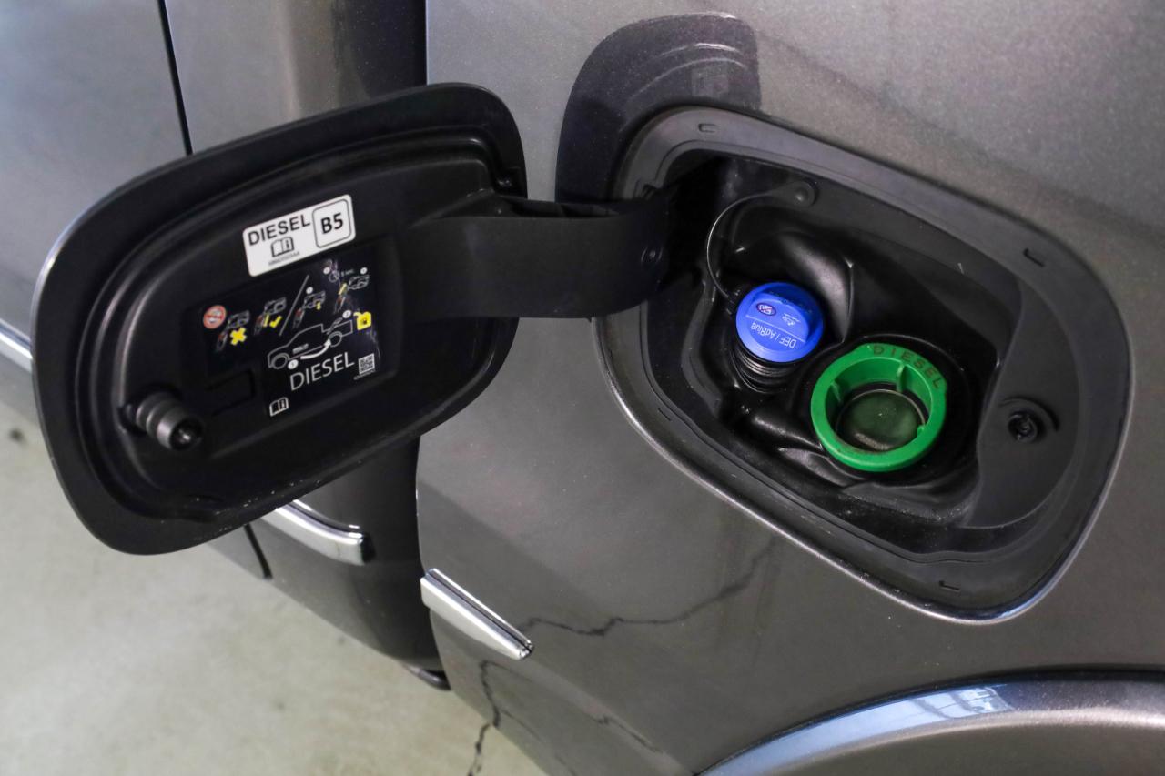 RAM 1500 Limited 4x2 Crew Cab 5'7" Box 2020