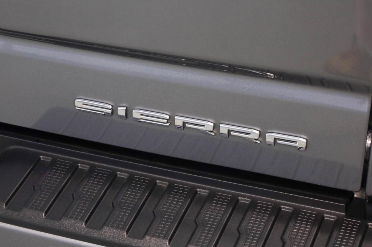 GMC Sierra 1500 4WD Crew Cab 147" Denali 2020