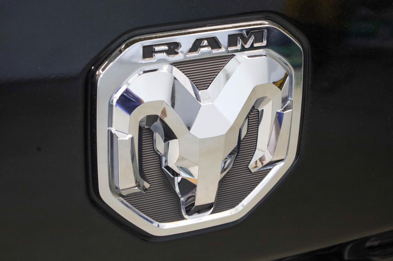 RAM 2500 Limited 4x4 Crew Cab 6'4" Box 2019