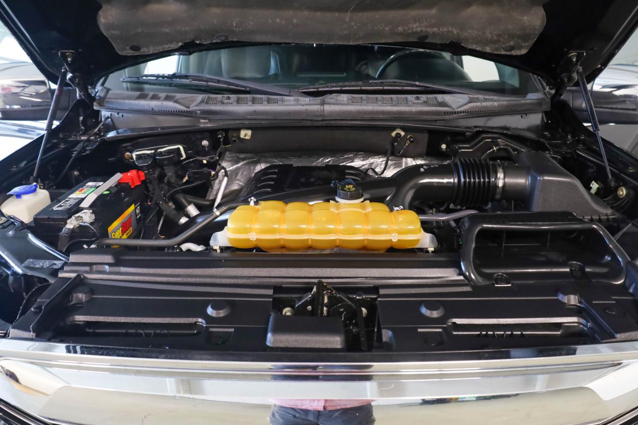 Ford F-150 4WD SuperCrew 145" Lariat 2016