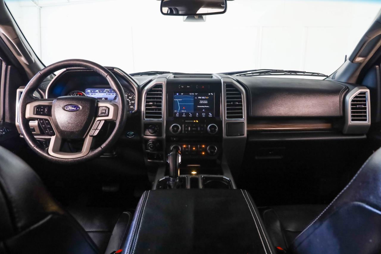 Ford F-150 4WD SuperCrew 145" Lariat 2016